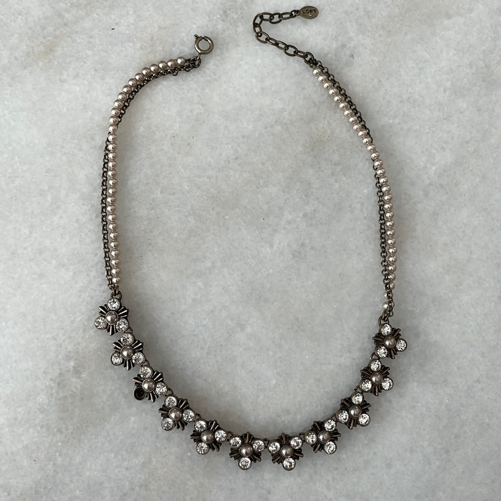 LOFT costume jewelry necklace with pearls and rhinestones